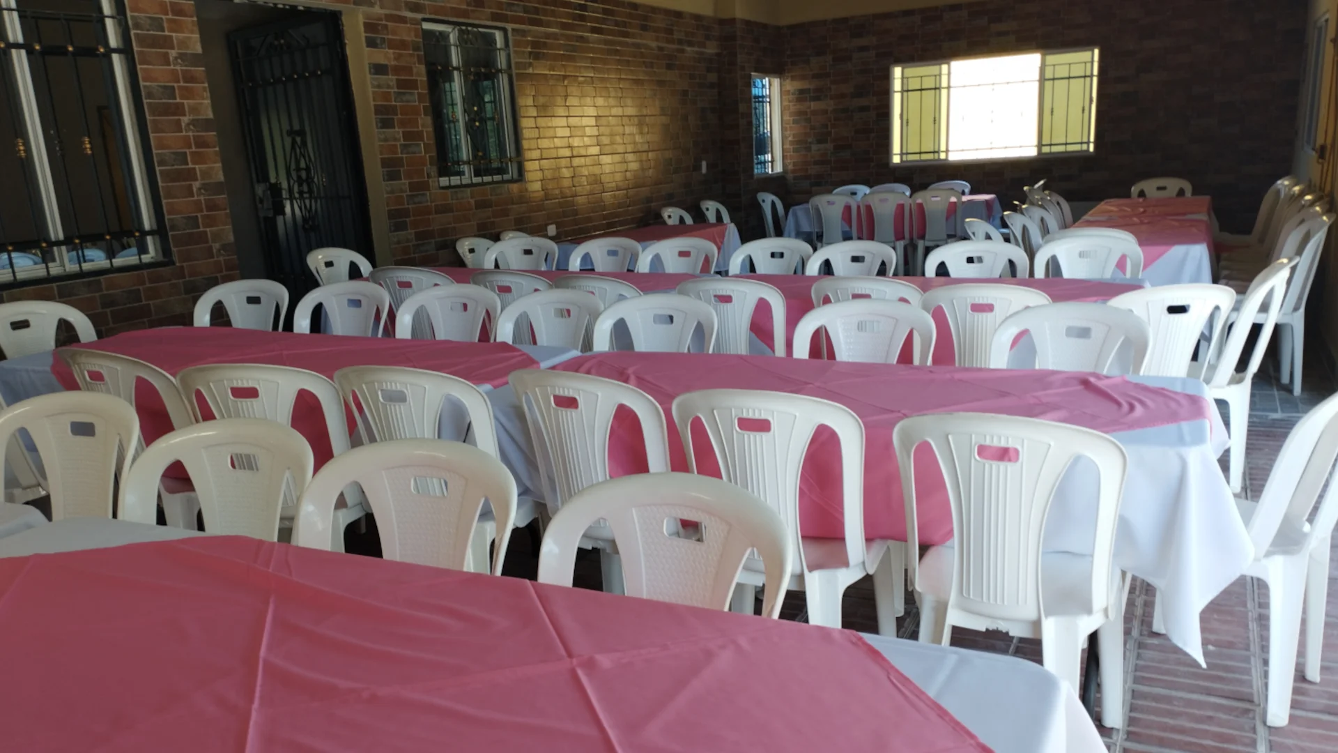 Mobiliario para Eventos - Toldos Madelin alquiler de canopis en El Salvador